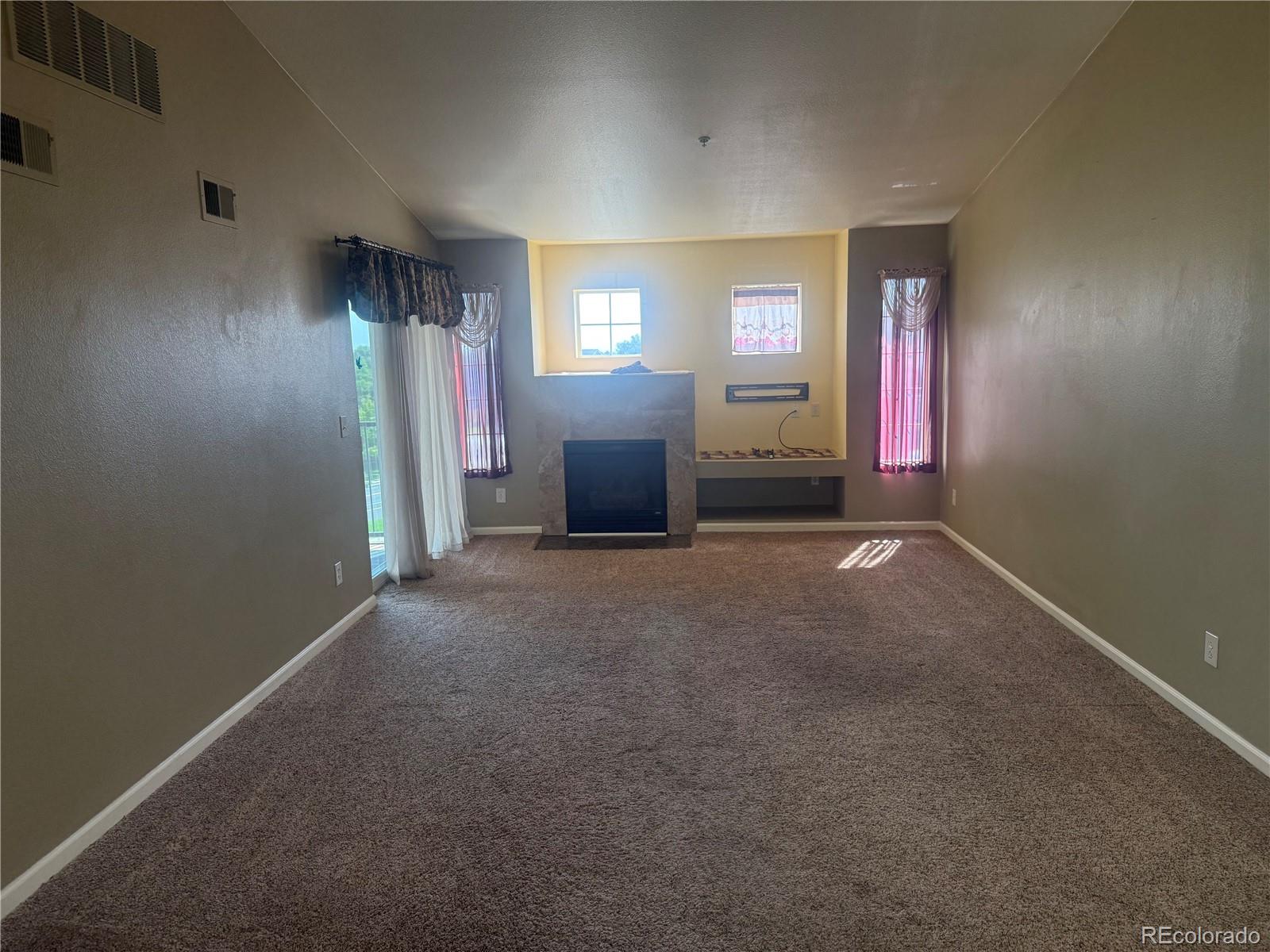 MLS Image #3 for 5667 s urban street,littleton, Colorado
