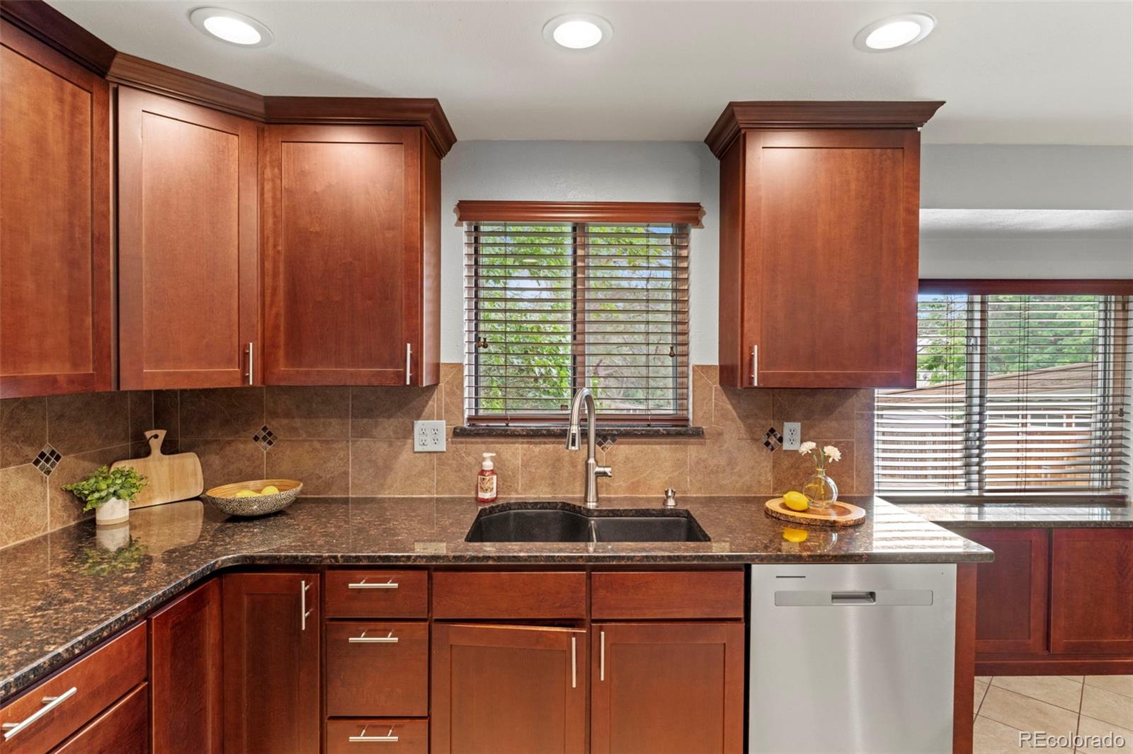 MLS Image #9 for 18624 e kent drive,aurora, Colorado