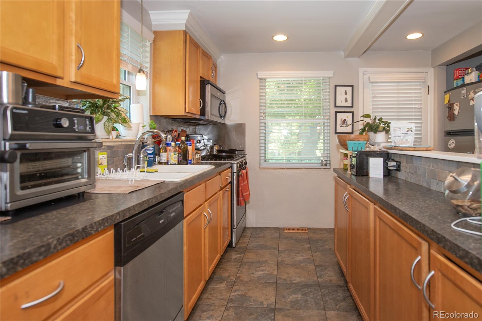 MLS Image #4 for 595 s high street,denver, Colorado