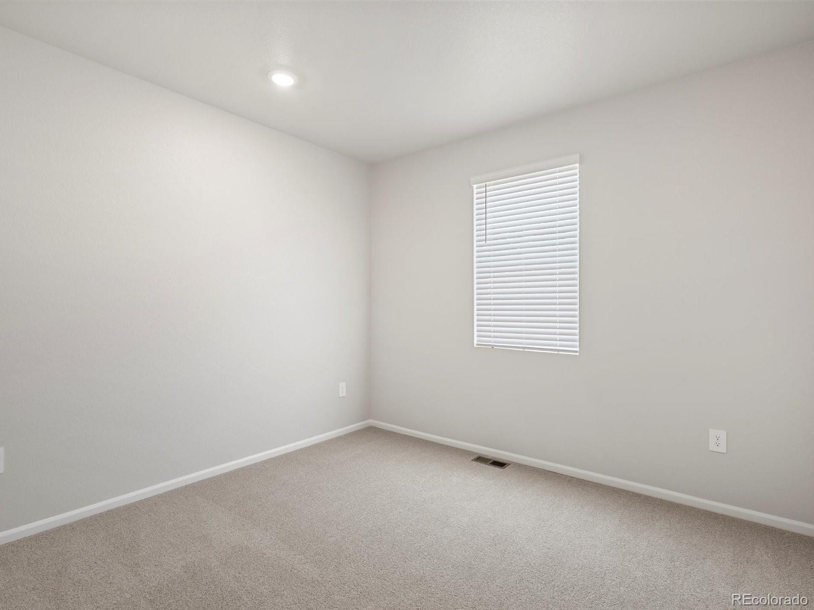 MLS Image #15 for 1696  yampa river drive,windsor, Colorado