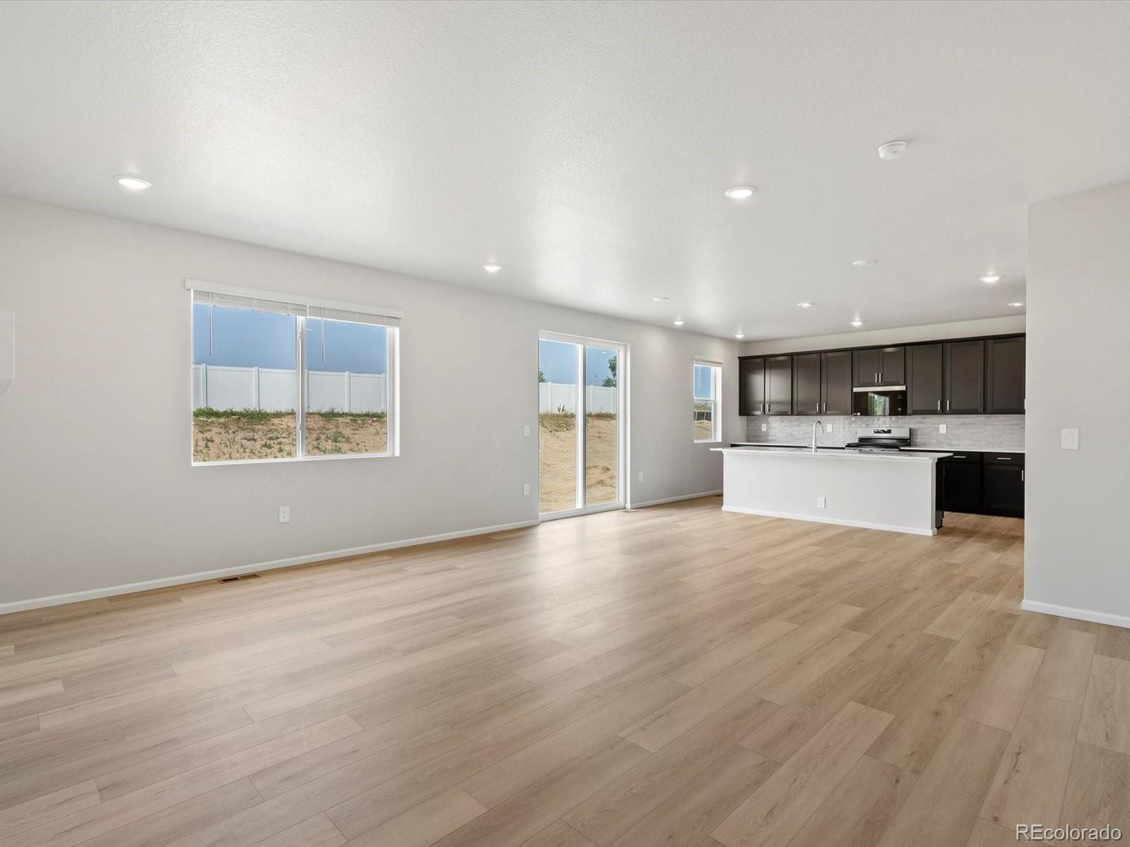 MLS Image #4 for 1696  yampa river drive,windsor, Colorado