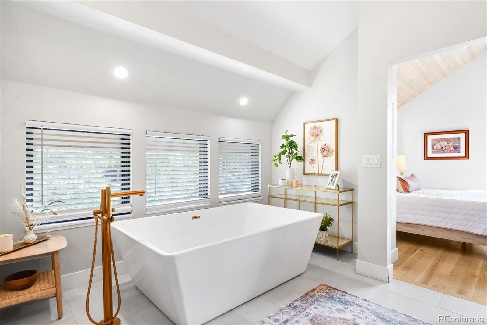 MLS Image #31 for 1055 s cove way,denver, Colorado