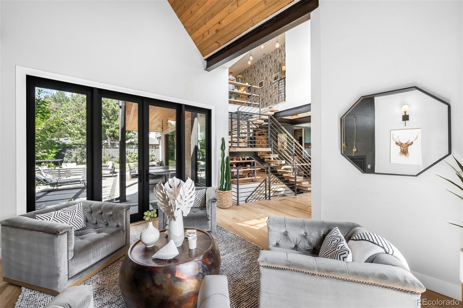 MLS Image #8 for 1055 s cove way,denver, Colorado