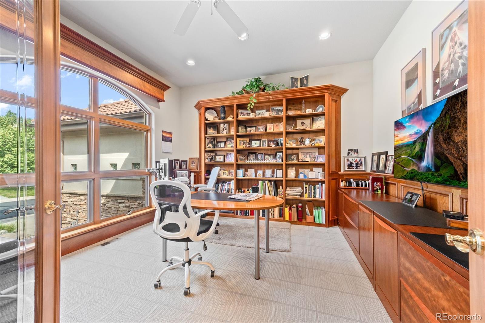 MLS Image #3 for 9430 s silent hills drive,lone tree, Colorado