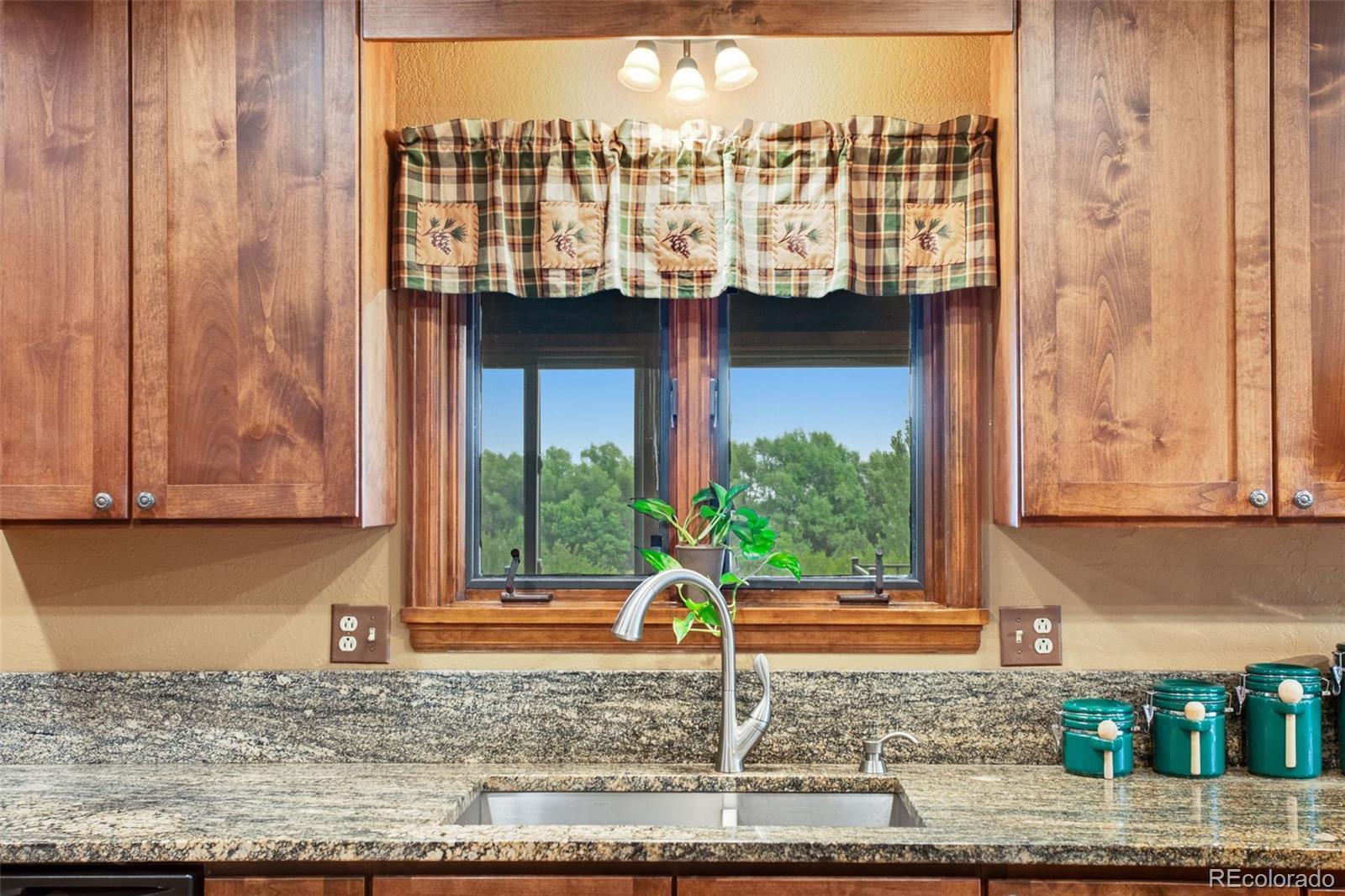 MLS Image #18 for 1923  sauk hill road,loveland, Colorado