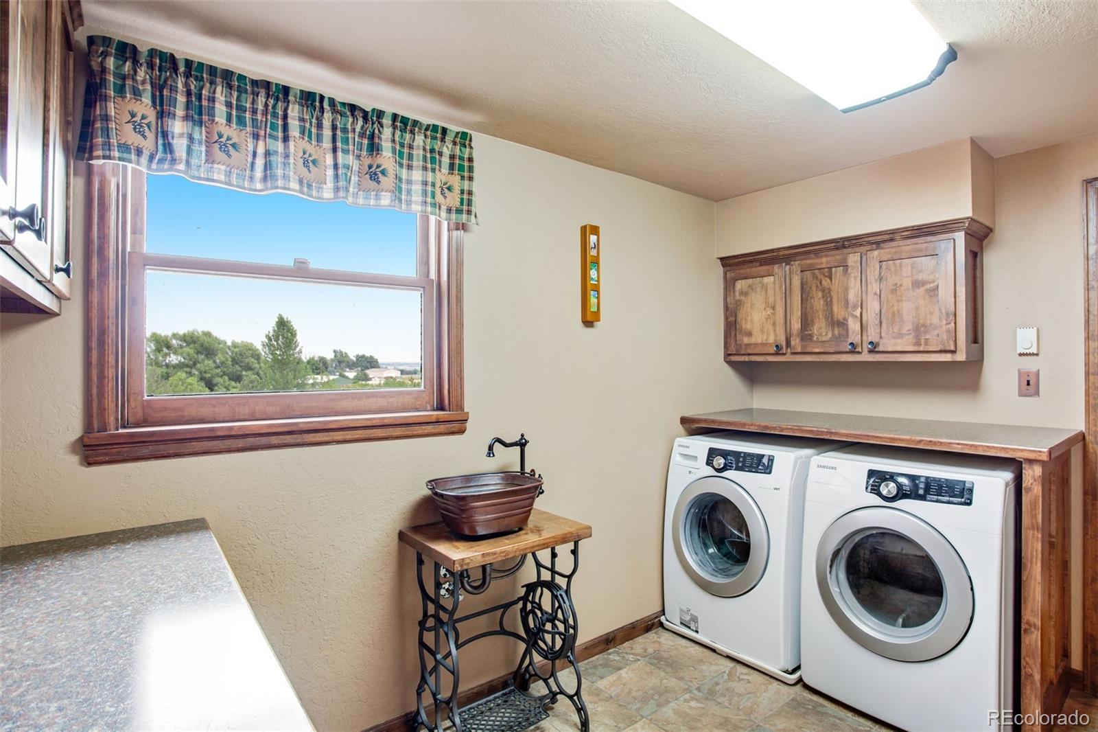 MLS Image #30 for 1923  sauk hill road,loveland, Colorado