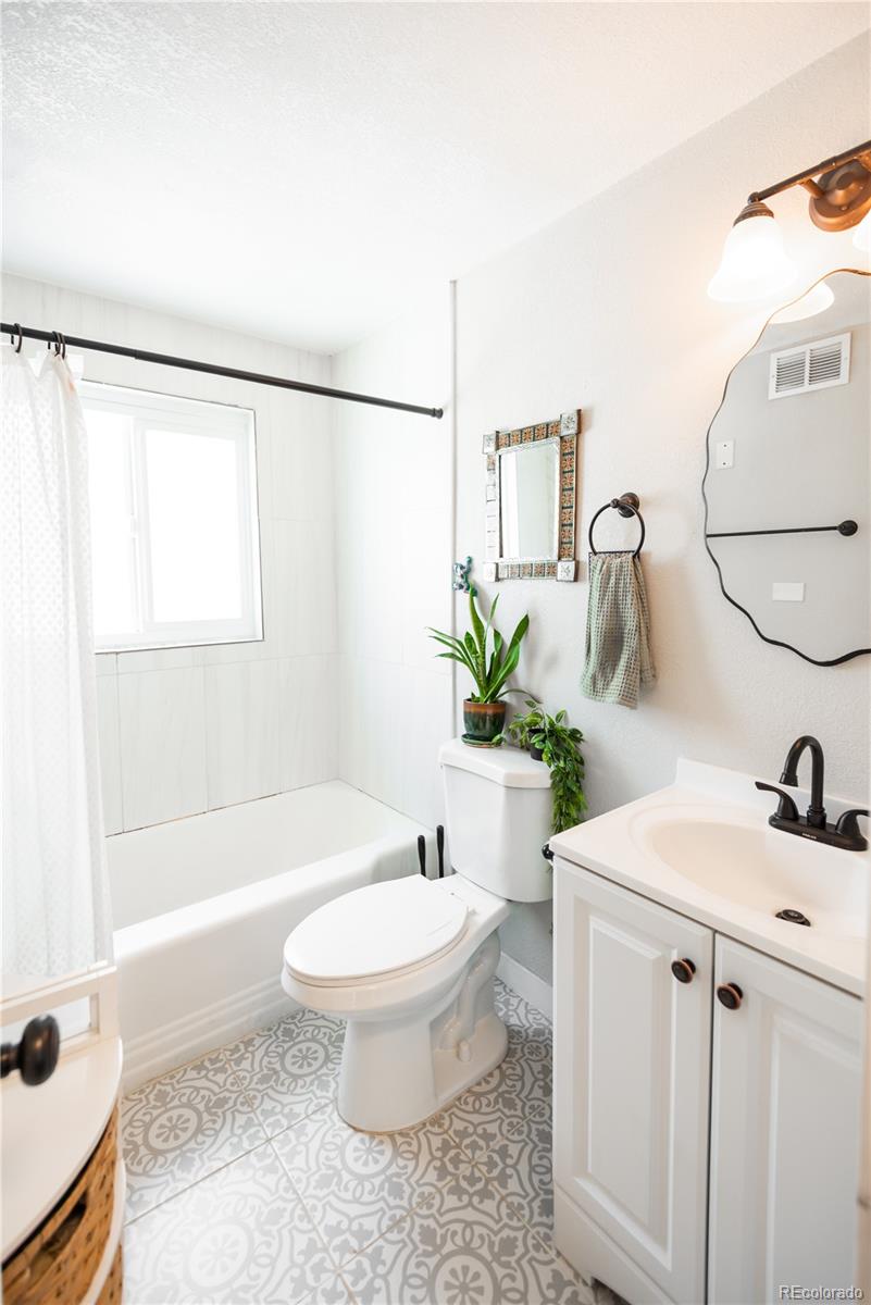 MLS Image #7 for 1588  verbena street,denver, Colorado