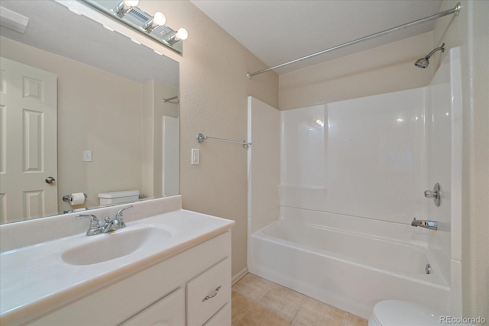 MLS Image #29 for 21355 e prentice lane,centennial, Colorado
