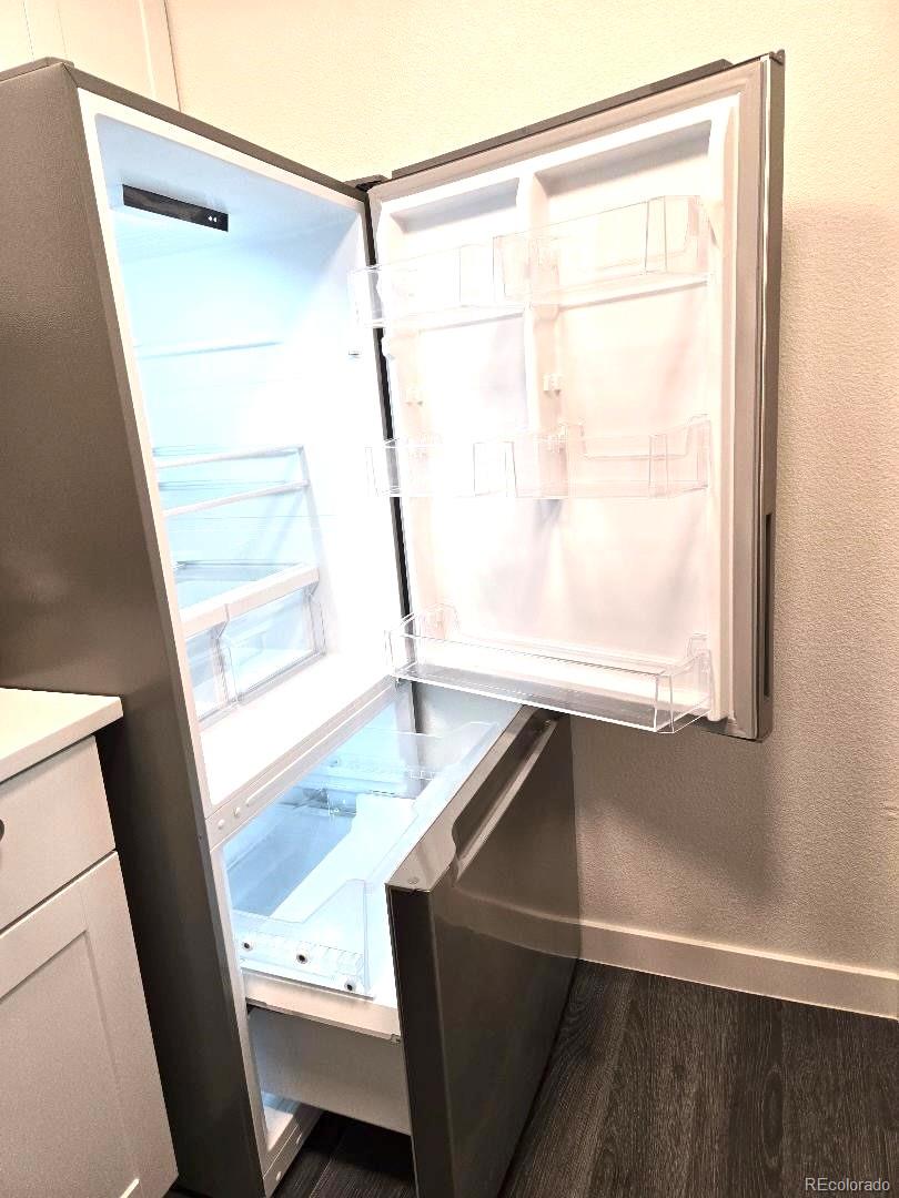 MLS Image #4 for 3550 s harlan street,denver, Colorado