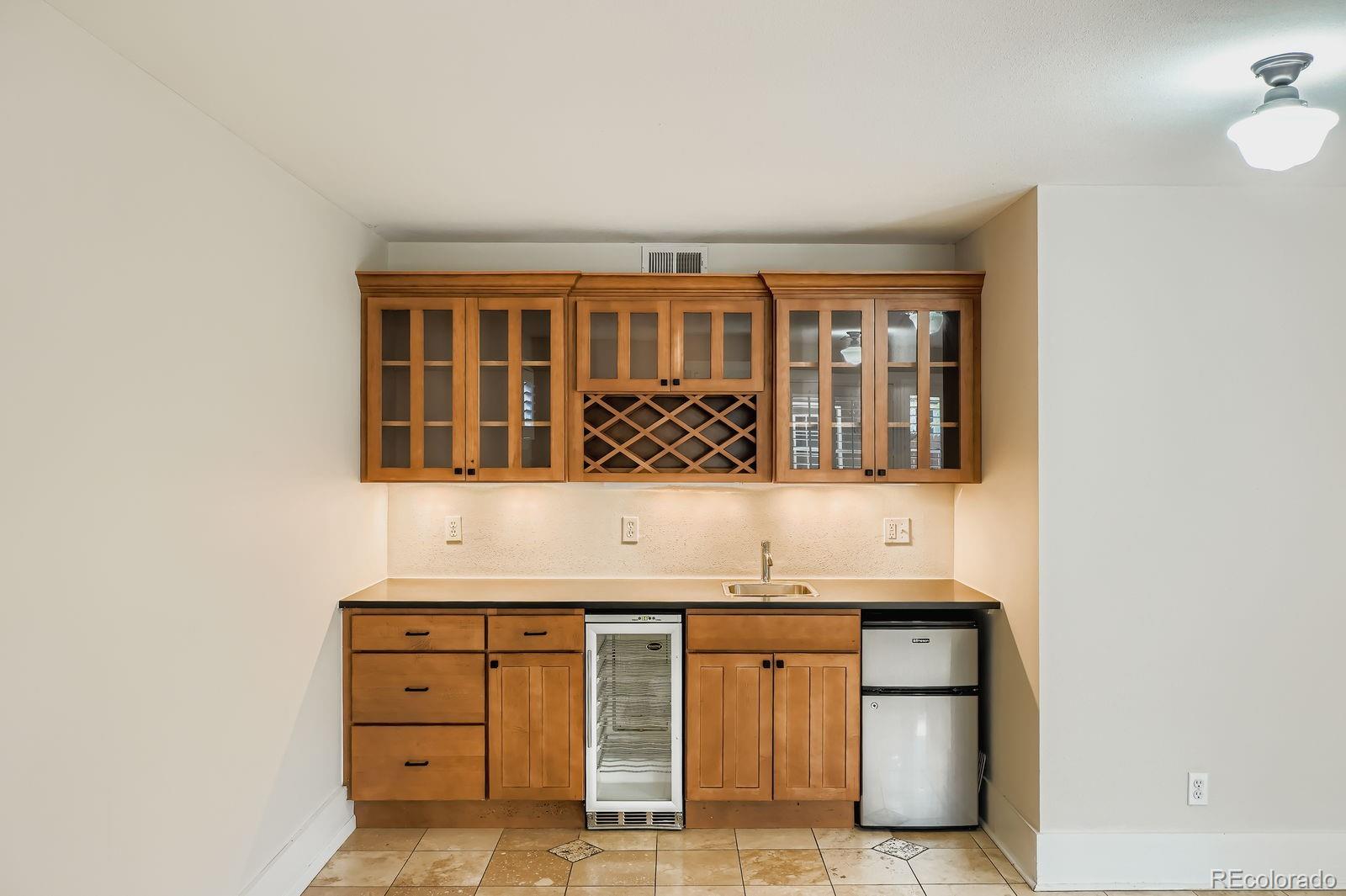 MLS Image #20 for 569 s race street,denver, Colorado