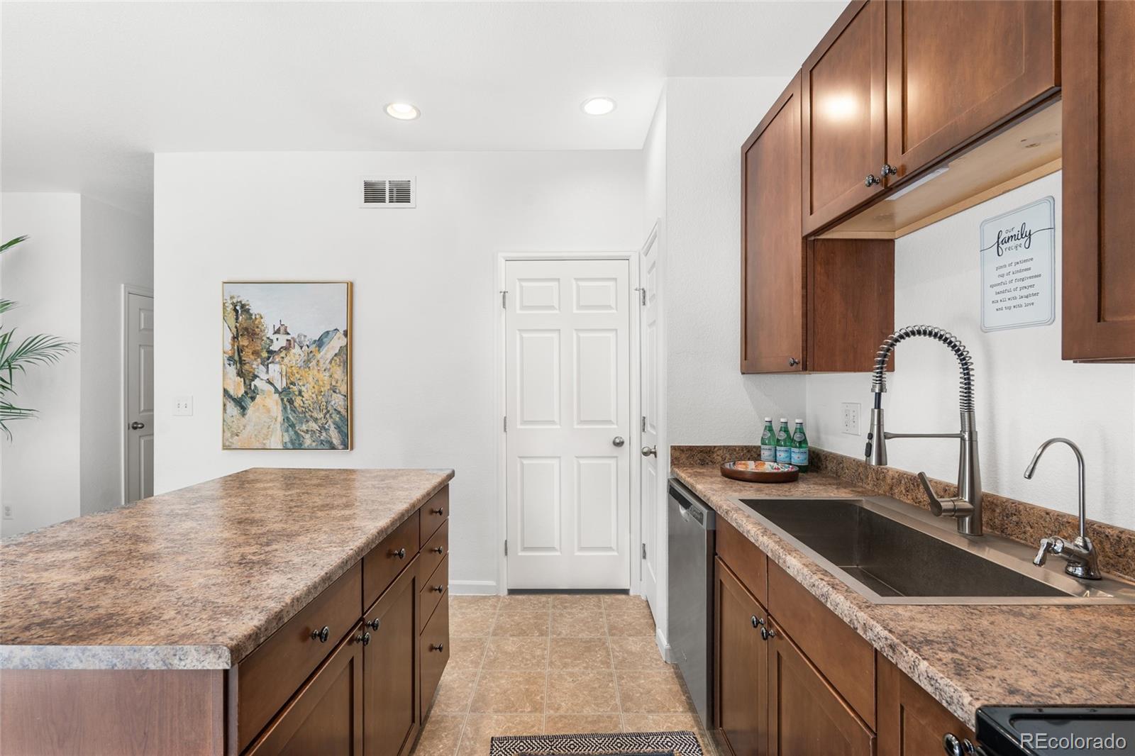 MLS Image #17 for 12771  jasmine court,thornton, Colorado