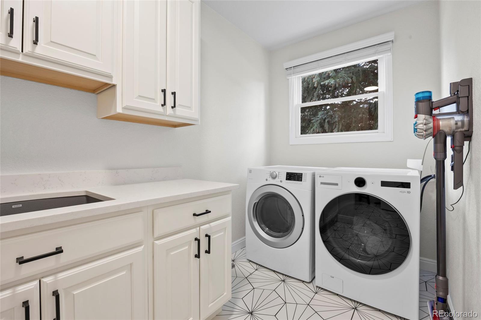 MLS Image #15 for 7  red maple ,littleton, Colorado