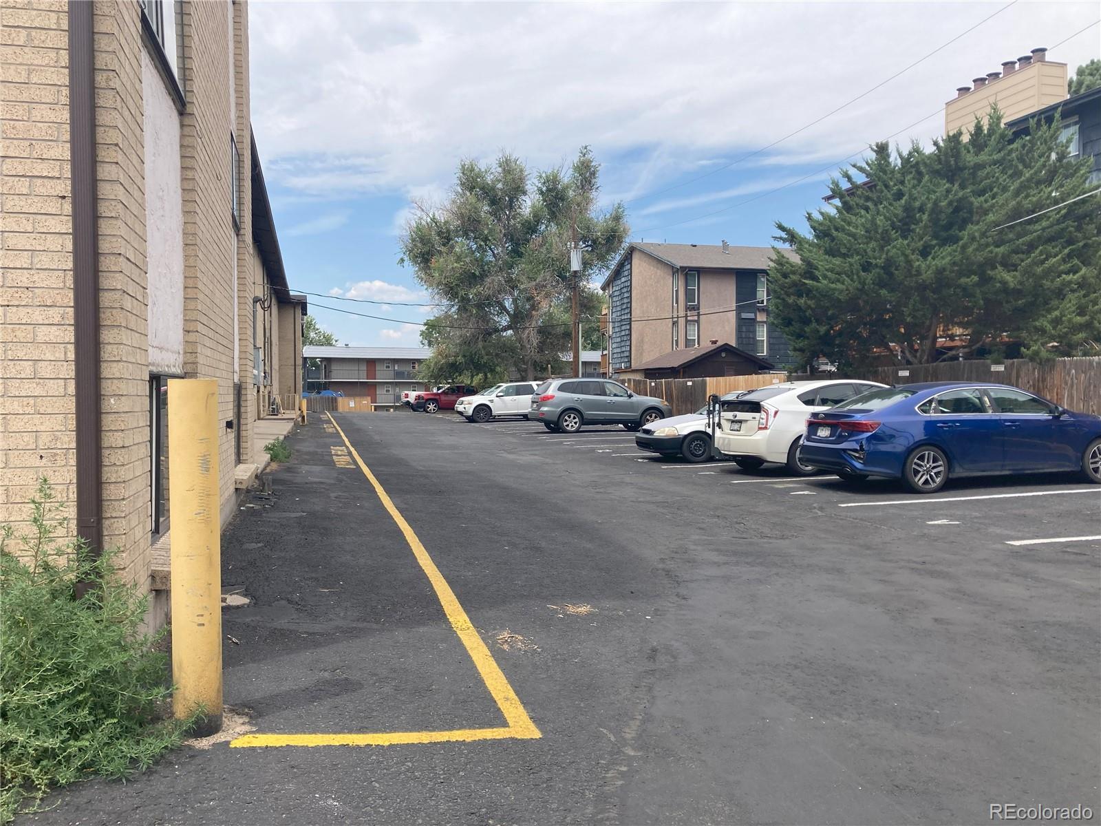MLS Image #19 for 875 s quebec street,denver, Colorado