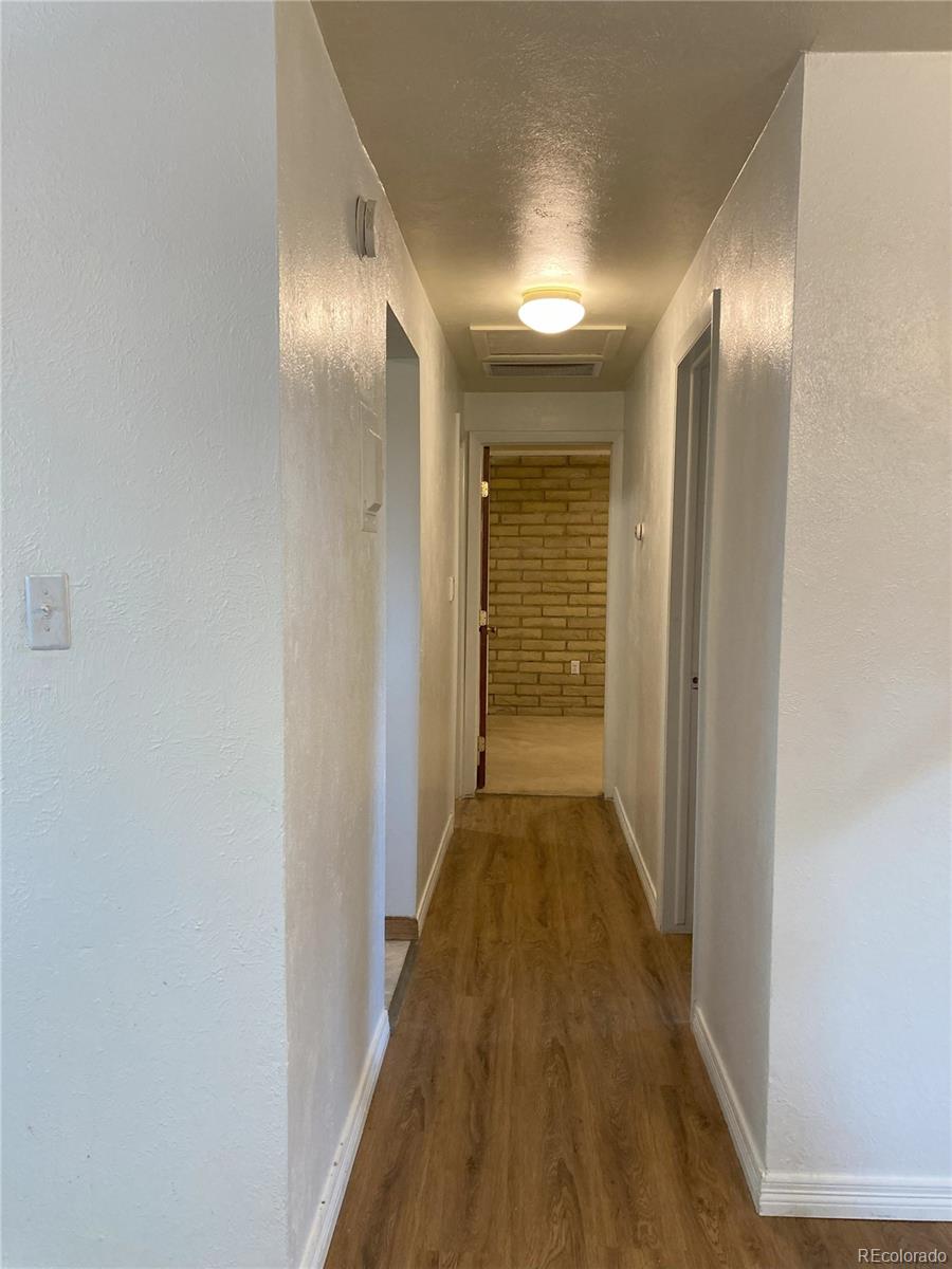 MLS Image #6 for 875 s quebec street,denver, Colorado