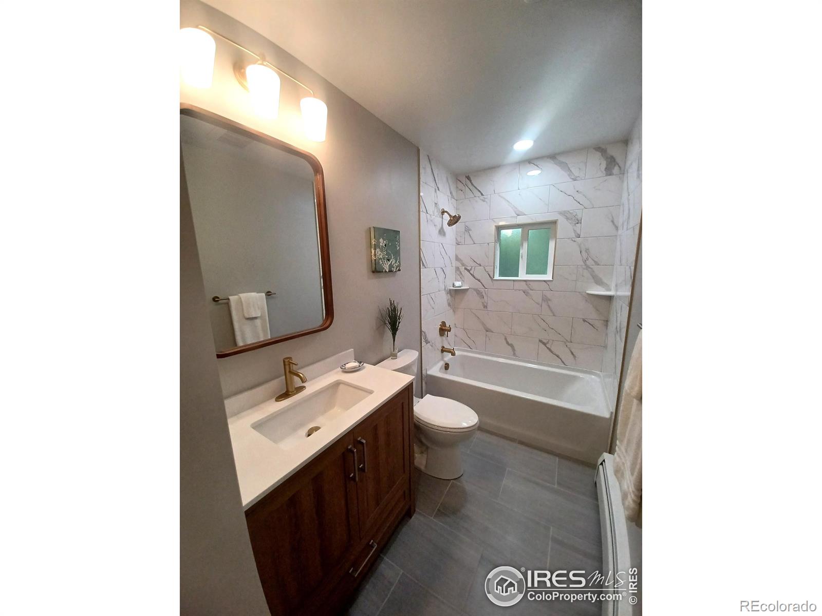 MLS Image #14 for 930  grant street,longmont, Colorado