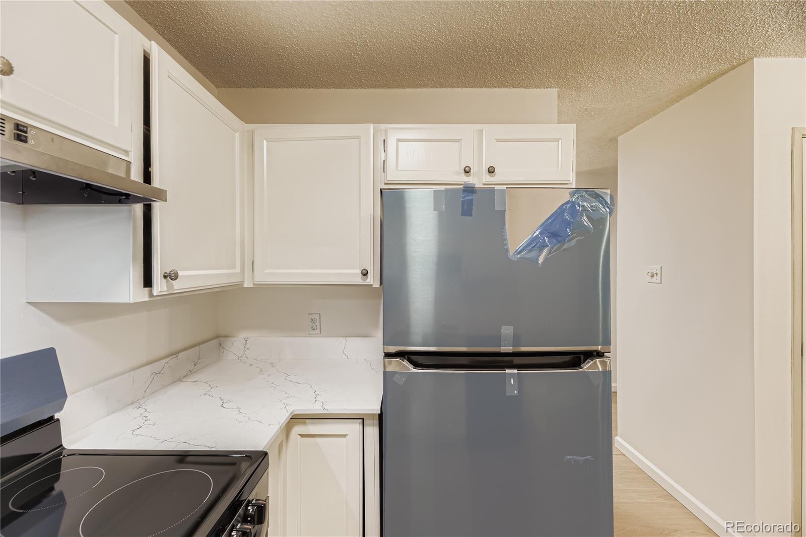 MLS Image #9 for 13500 e cornell avenue,aurora, Colorado