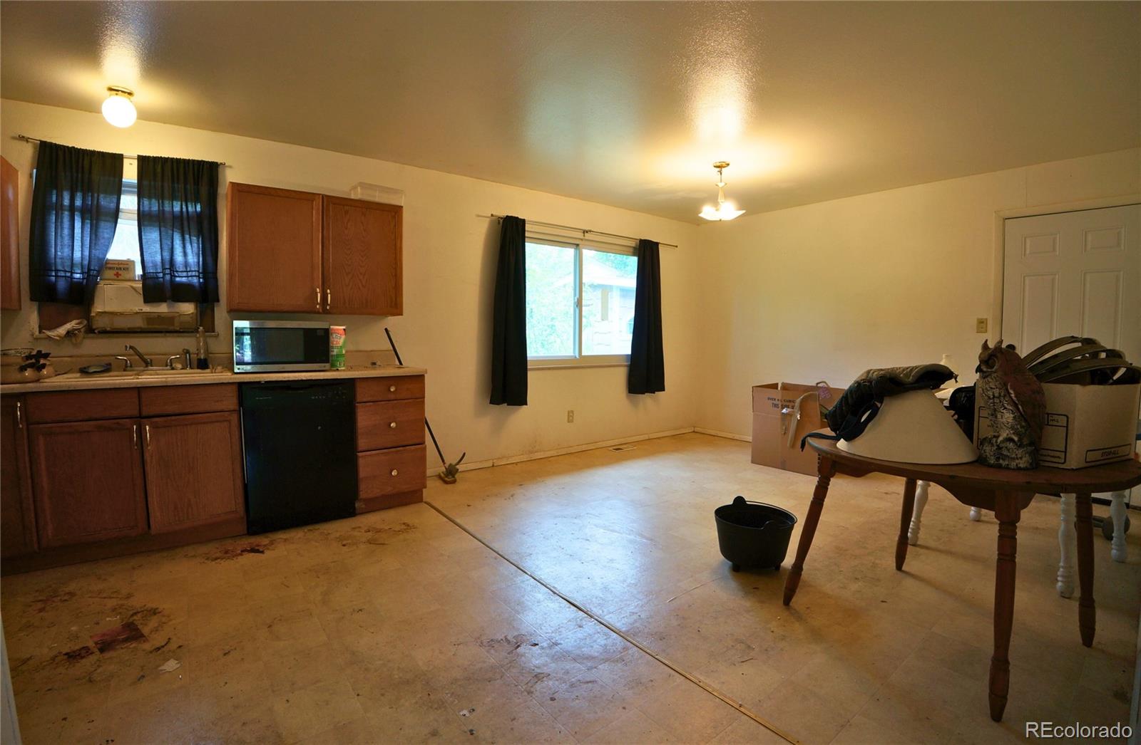 MLS Image #12 for 7005  metropolitan street,colorado springs, Colorado