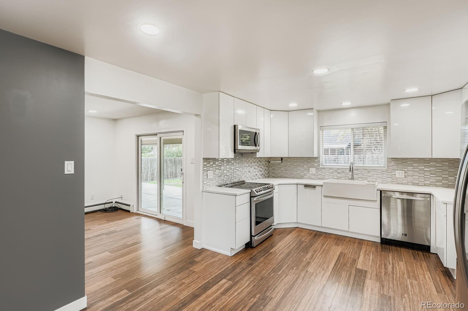 MLS Image #6 for 2334 s leyden street,denver, Colorado