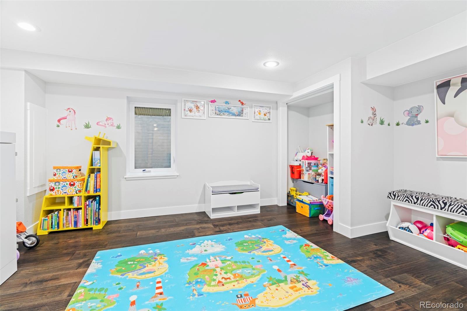 MLS Image #38 for 848 s corona street,denver, Colorado