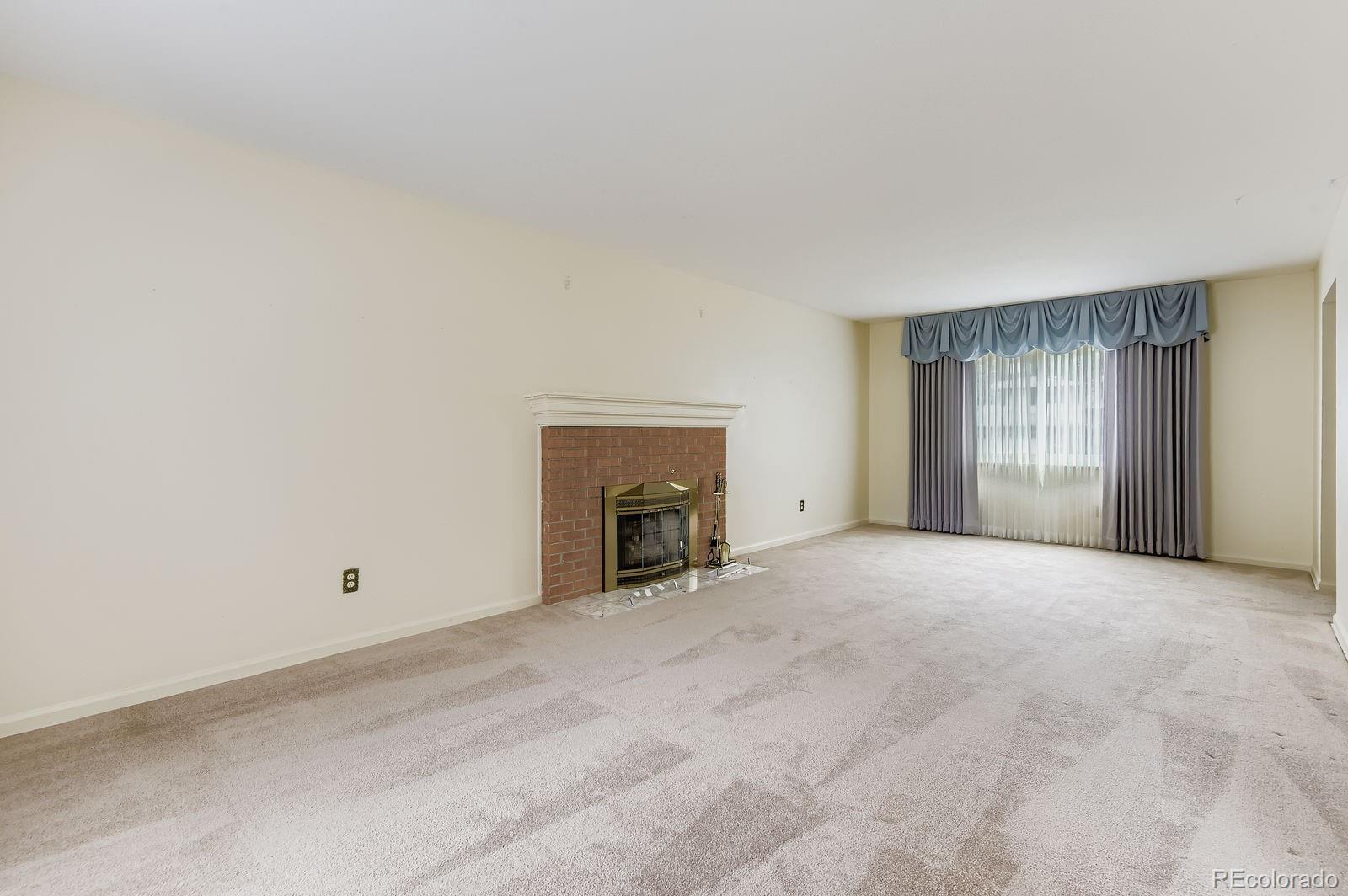 MLS Image #4 for 6801 s gilpin circle,centennial, Colorado