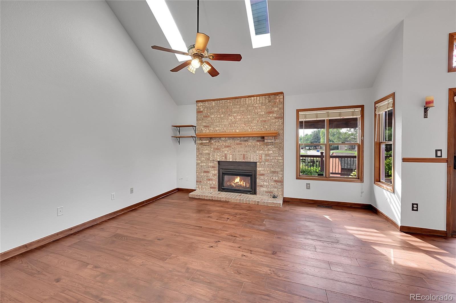 MLS Image #3 for 5421 s vivian street,littleton, Colorado