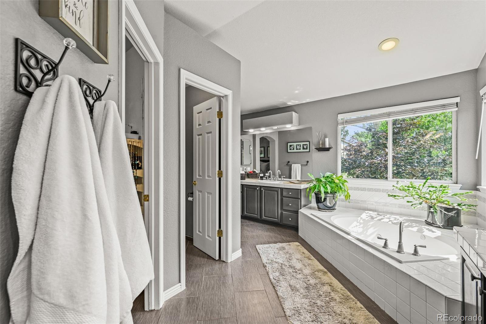 MLS Image #24 for 8660  grand cypress lane,lone tree, Colorado