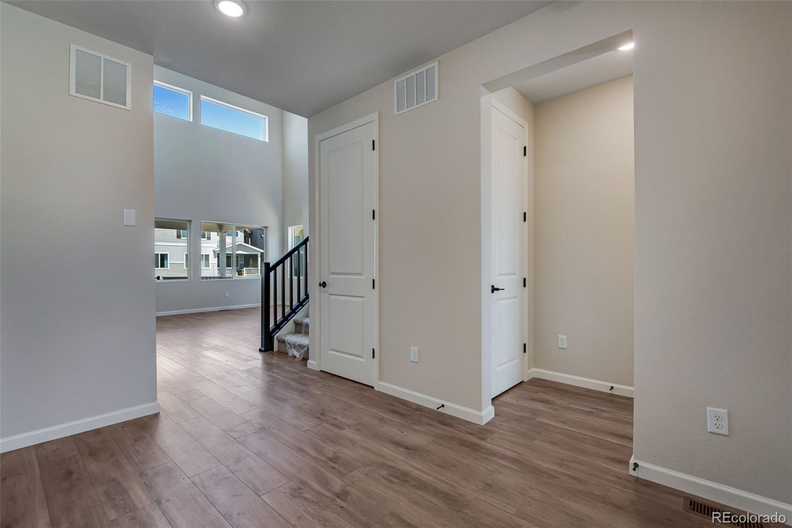MLS Image #4 for 10023  worchester street,commerce city, Colorado