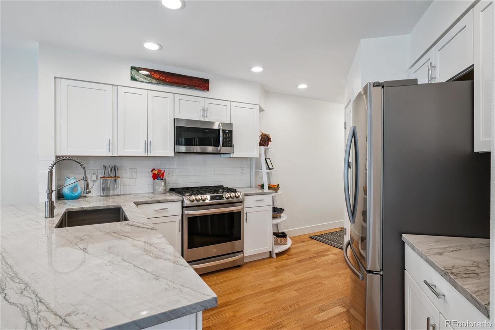 MLS Image #6 for 5453  coyote canyon way,morrison, Colorado