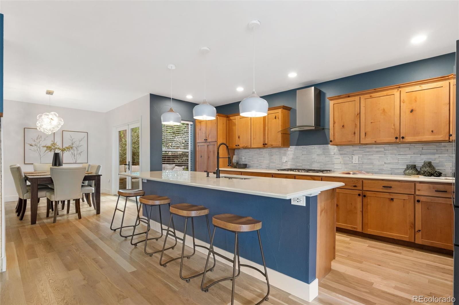 MLS Image #4 for 1728 s marion street,denver, Colorado