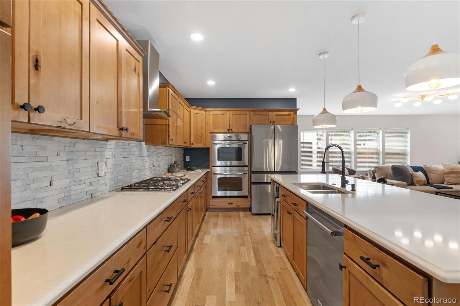 MLS Image #5 for 1728 s marion street,denver, Colorado