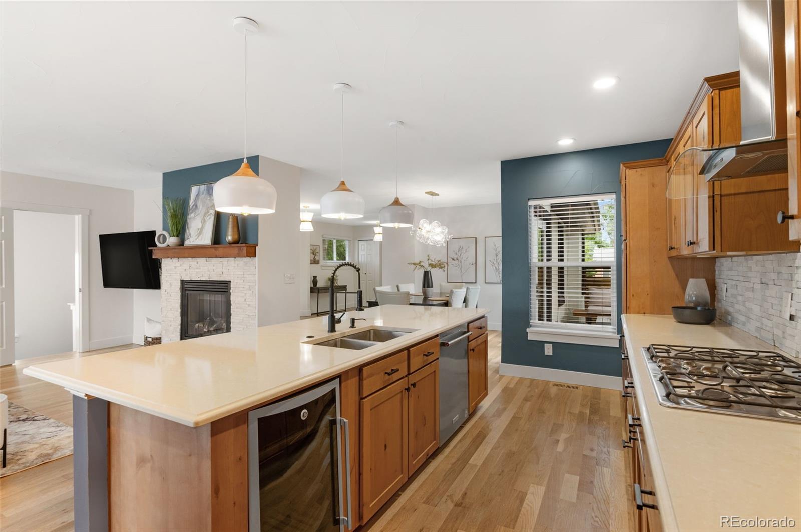 MLS Image #6 for 1728 s marion street,denver, Colorado