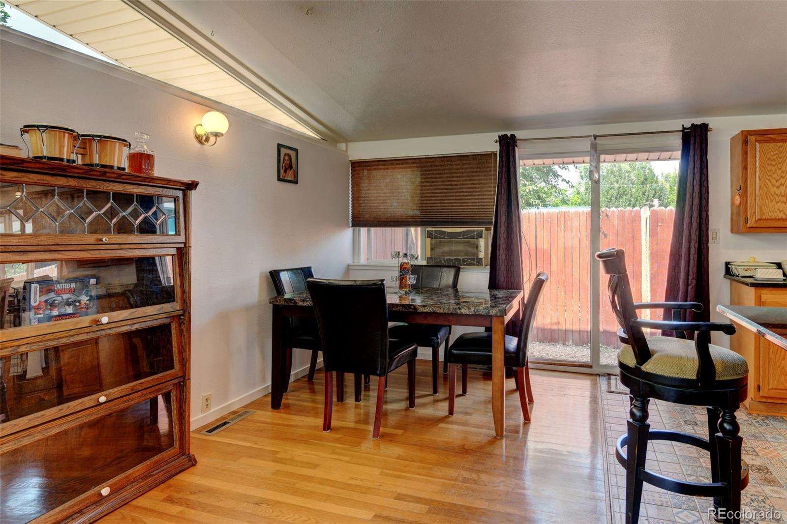 MLS Image #15 for 2370 s meade street,denver, Colorado