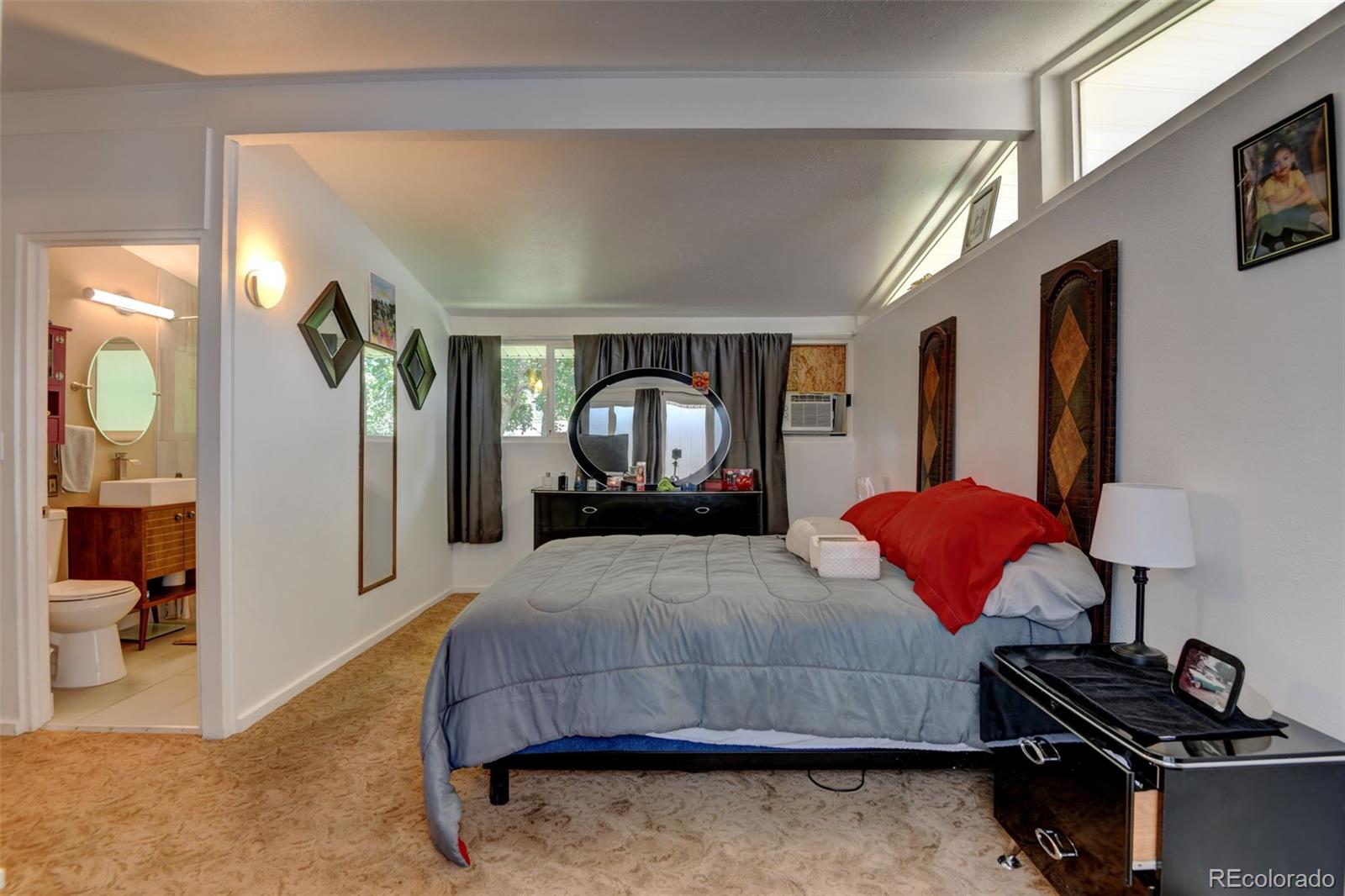 MLS Image #23 for 2370 s meade street,denver, Colorado