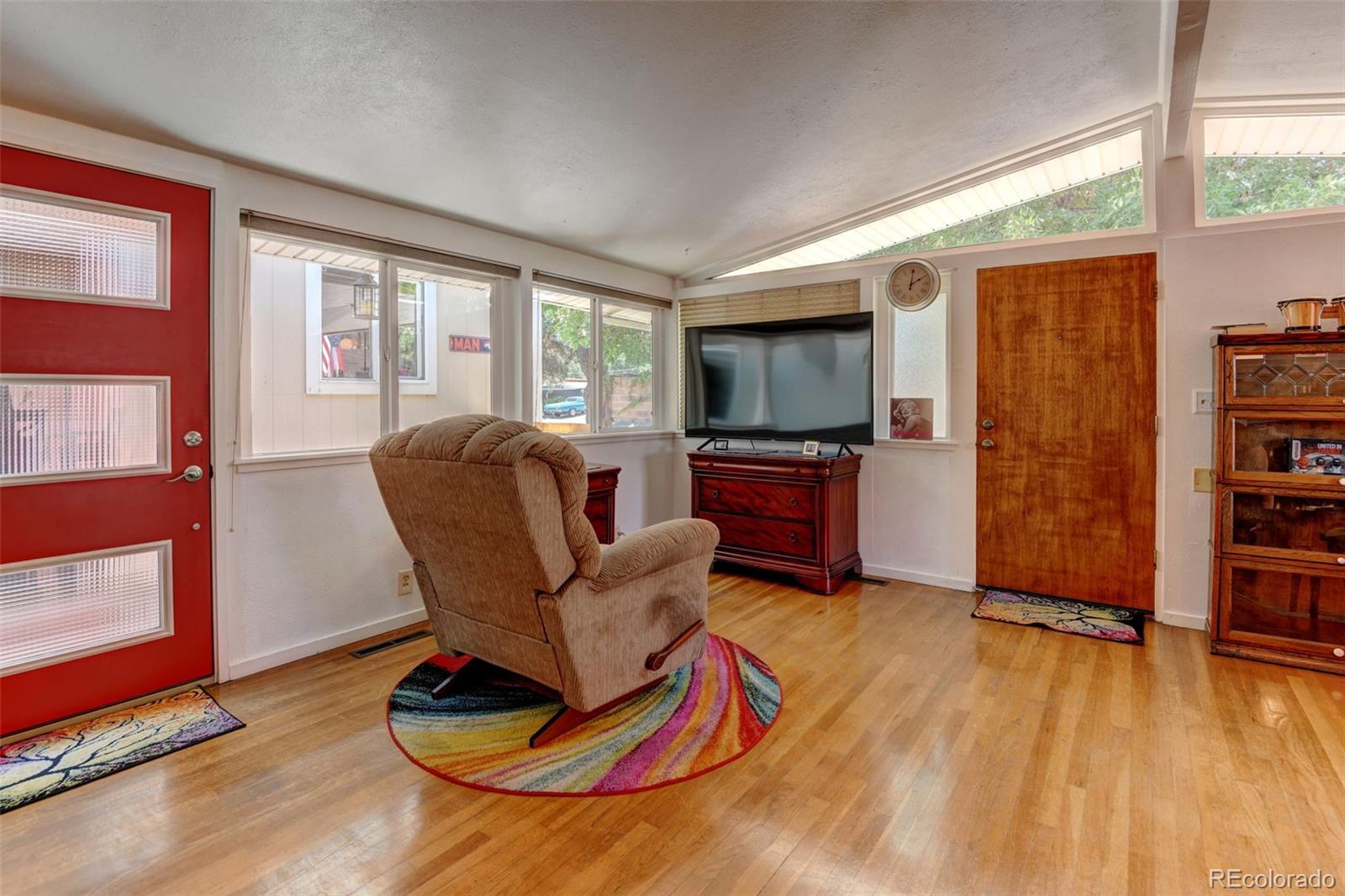 MLS Image #5 for 2370 s meade street,denver, Colorado