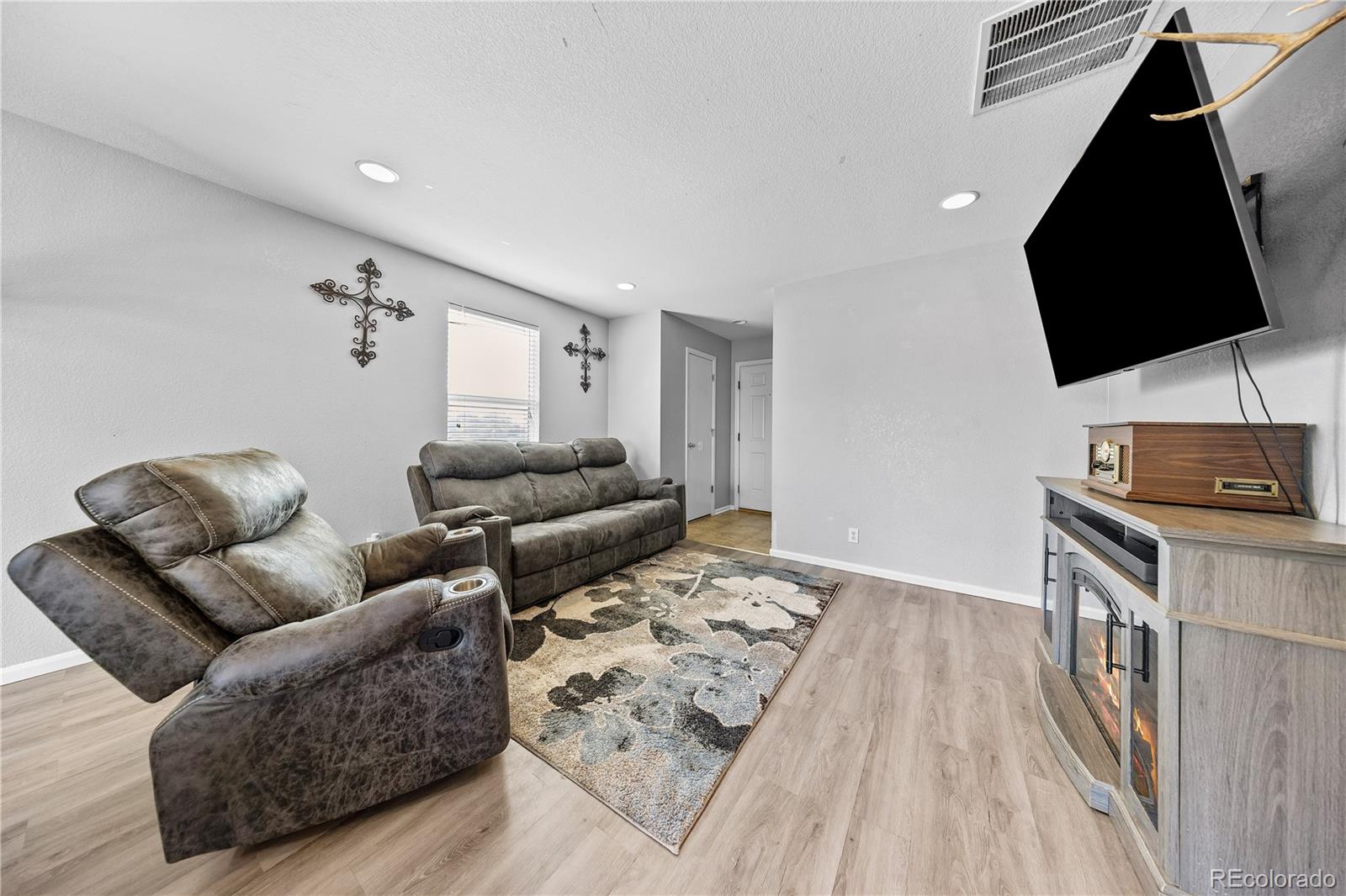 MLS Image #7 for 347  shenandoah way,brighton, Colorado