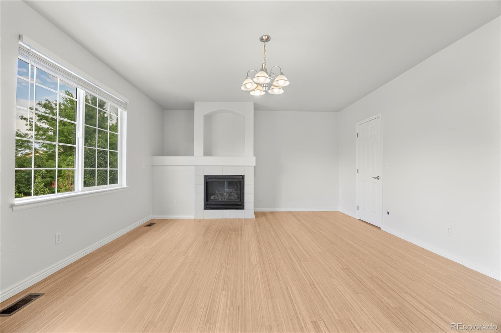 MLS Image #11 for 21429 e nassau avenue,aurora, Colorado