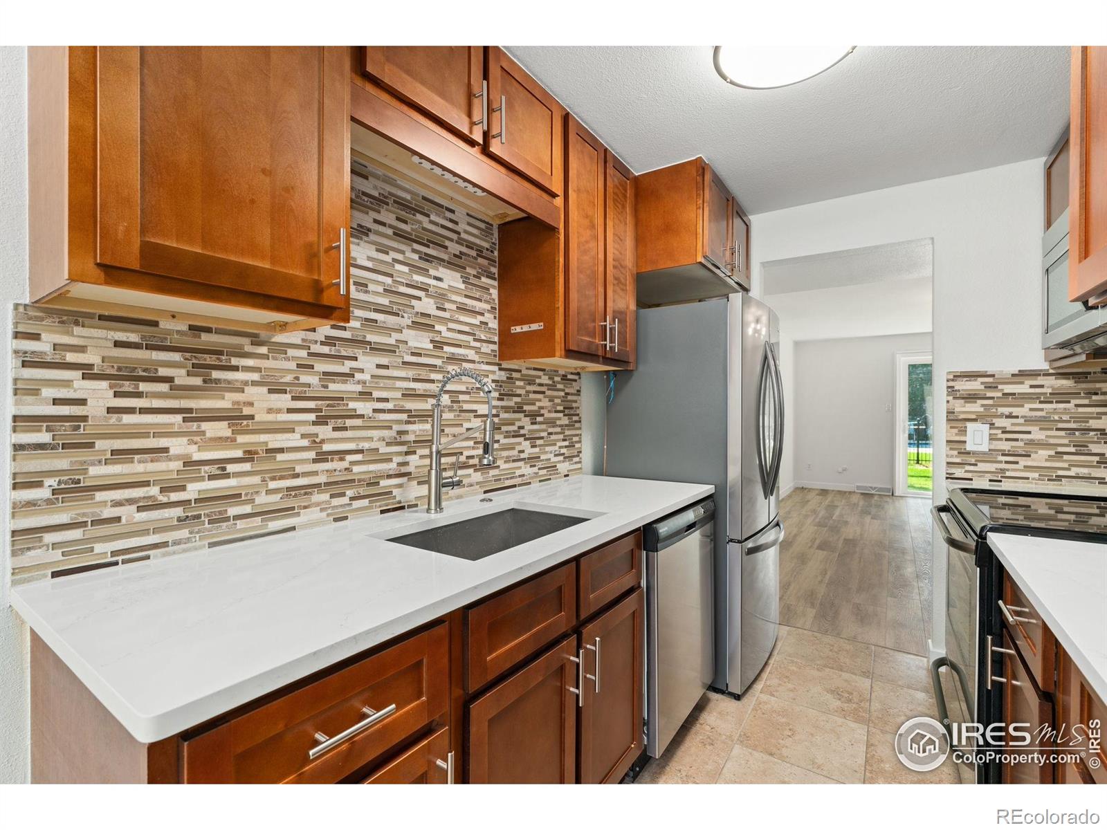 MLS Image #3 for 1200 s monaco ,denver, Colorado
