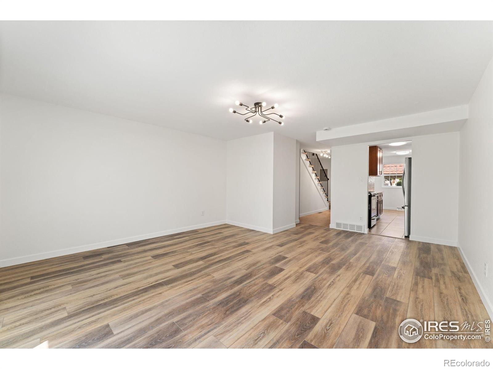 MLS Image #7 for 1200 s monaco ,denver, Colorado