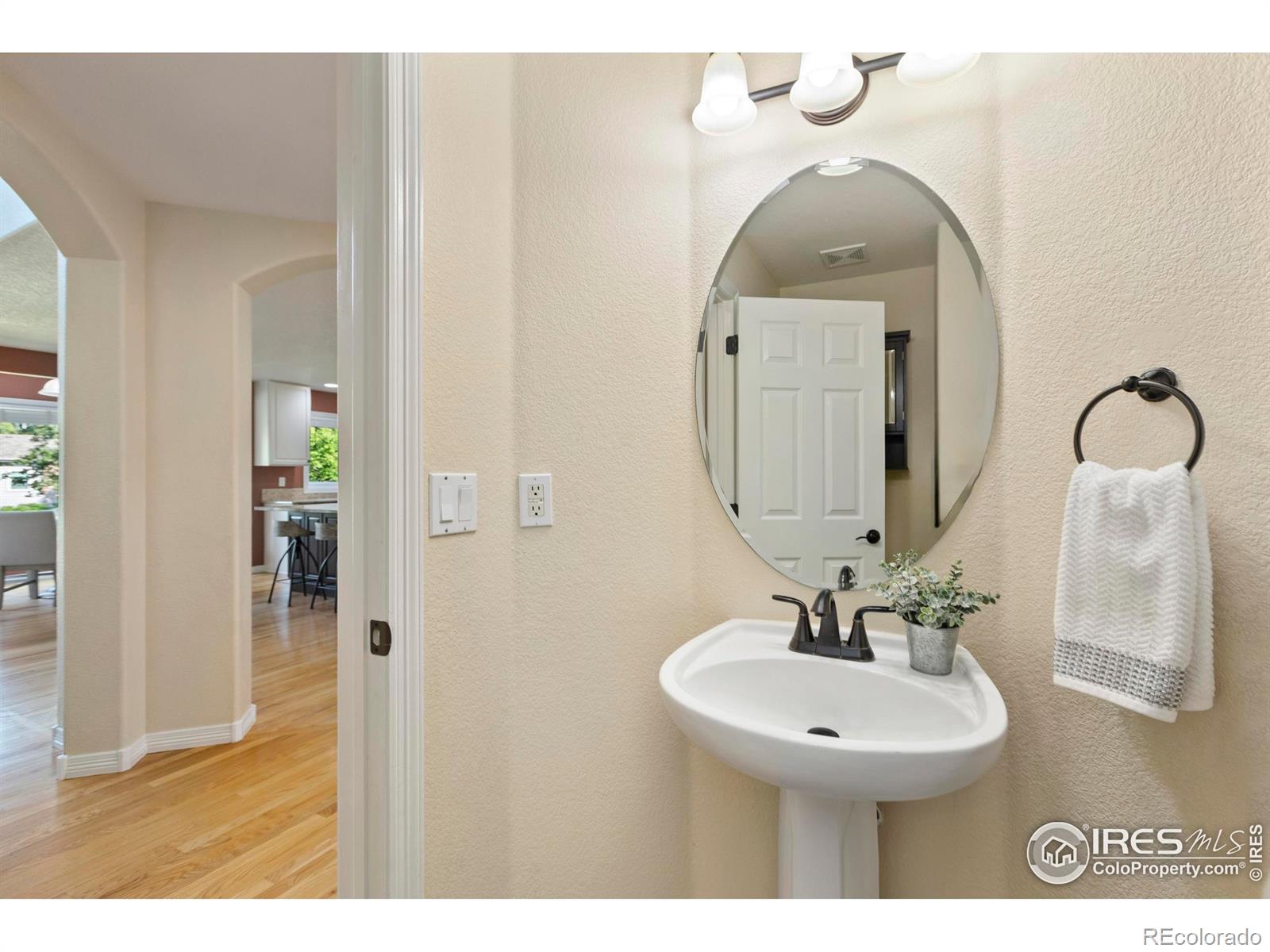 MLS Image #19 for 5603  weeping way,fort collins, Colorado
