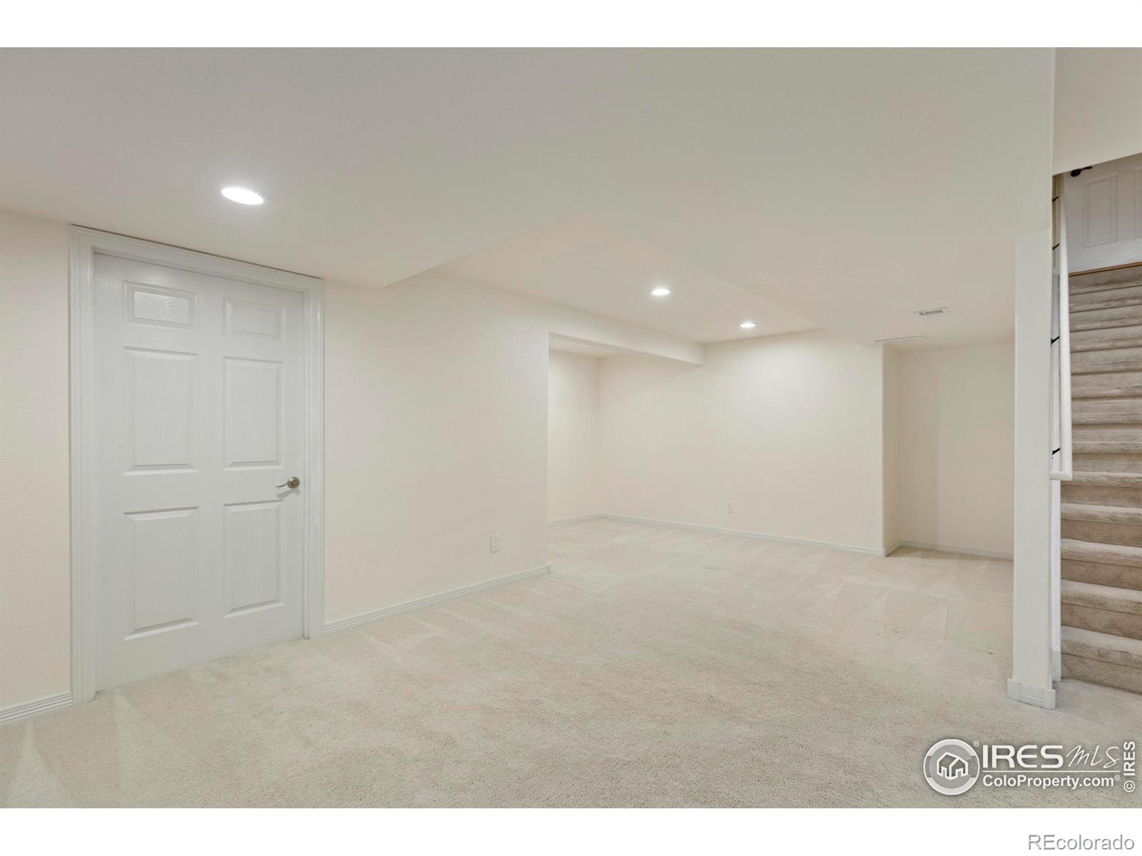 MLS Image #31 for 5603  weeping way,fort collins, Colorado