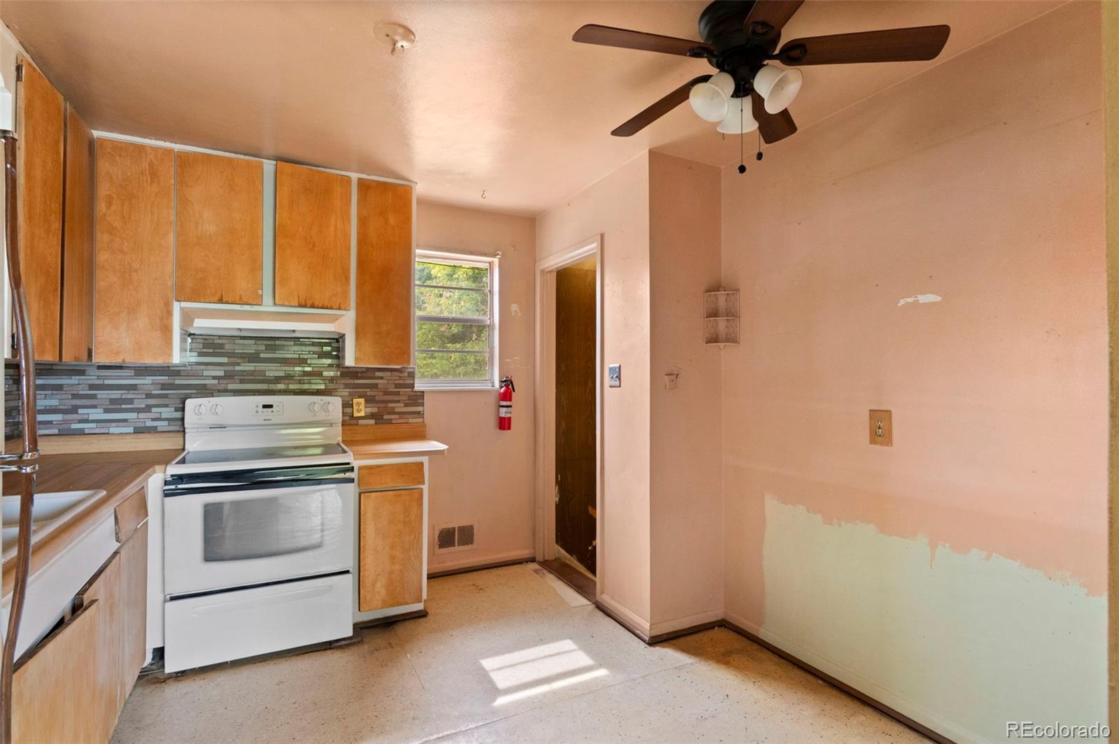 MLS Image #11 for 11409  irma drive,northglenn, Colorado