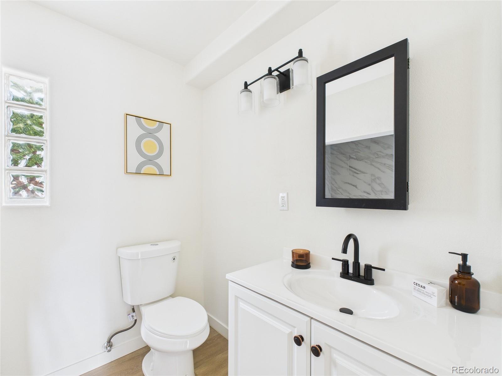 MLS Image #10 for 1060 s quitman street,denver, Colorado