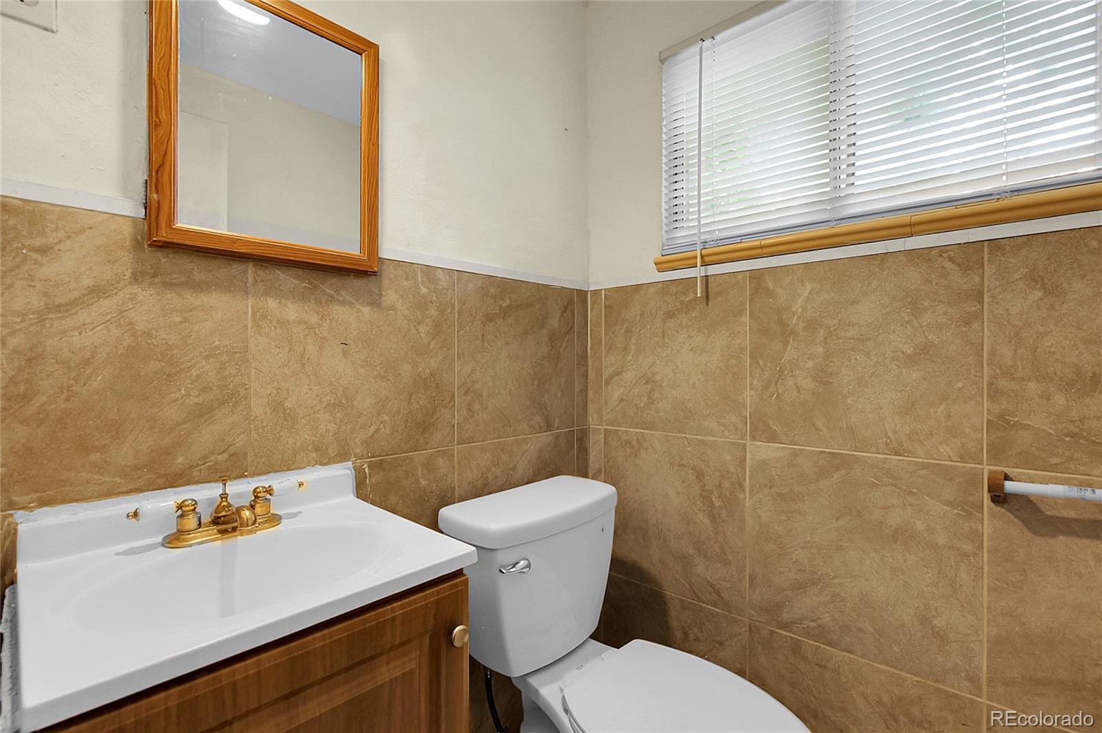 MLS Image #11 for 13791 e 23rd avenue,aurora, Colorado