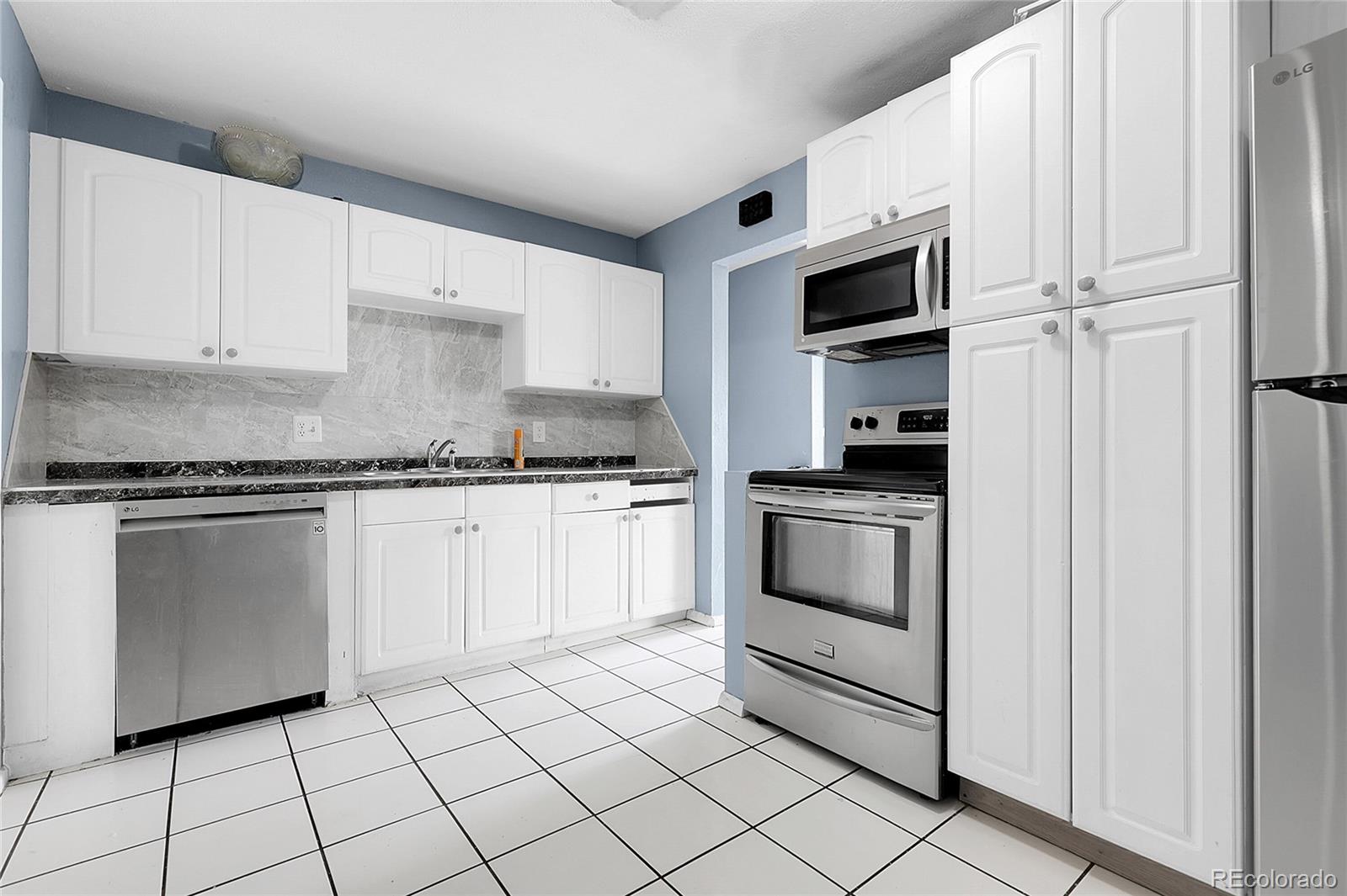 MLS Image #3 for 13791 e 23rd avenue,aurora, Colorado