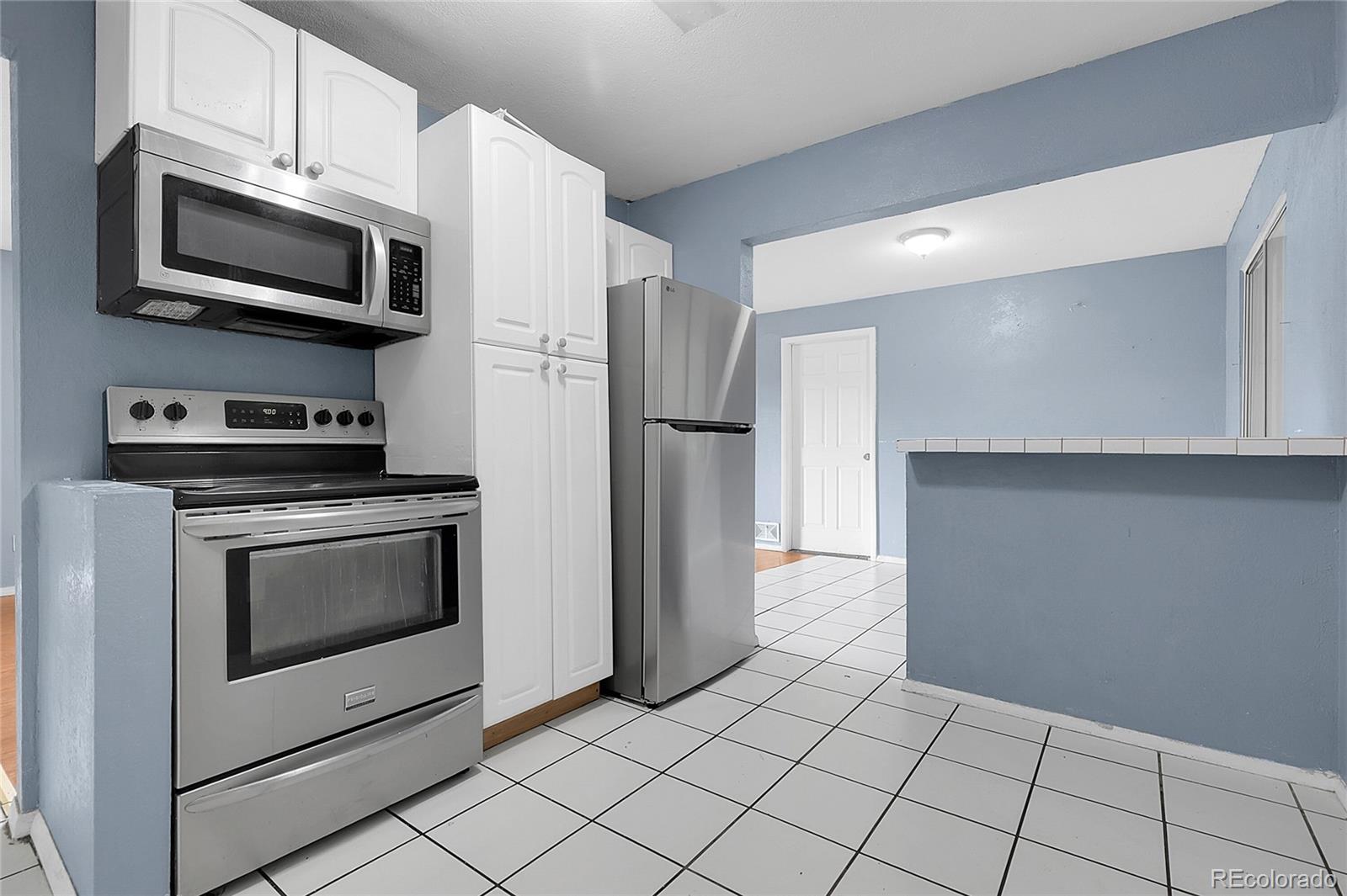 MLS Image #4 for 13791 e 23rd avenue,aurora, Colorado