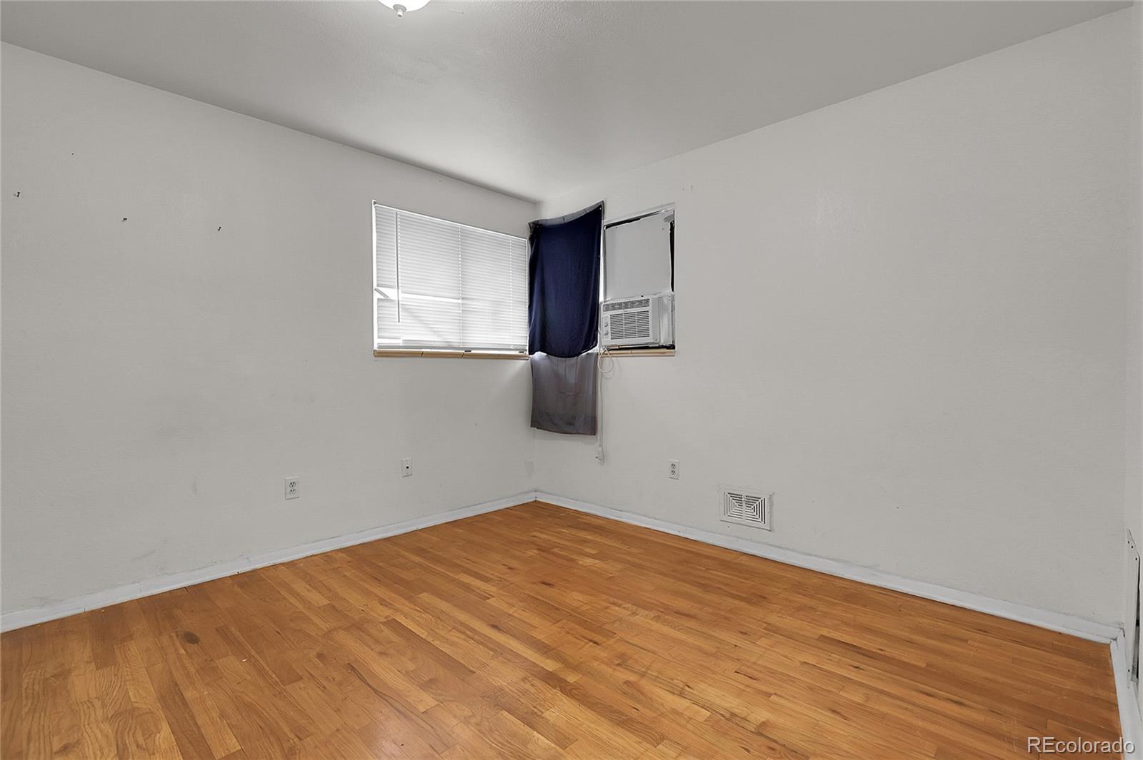 MLS Image #5 for 13791 e 23rd avenue,aurora, Colorado