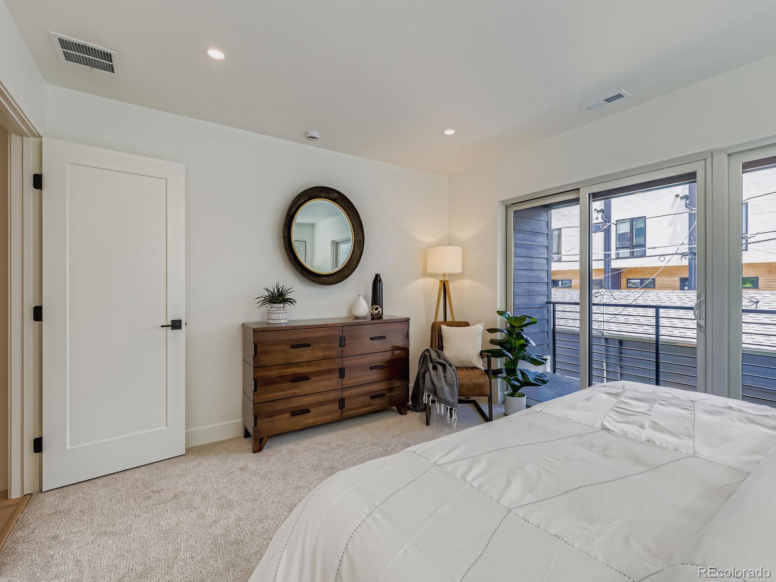 MLS Image #14 for 1588 n lowell boulevard,denver, Colorado