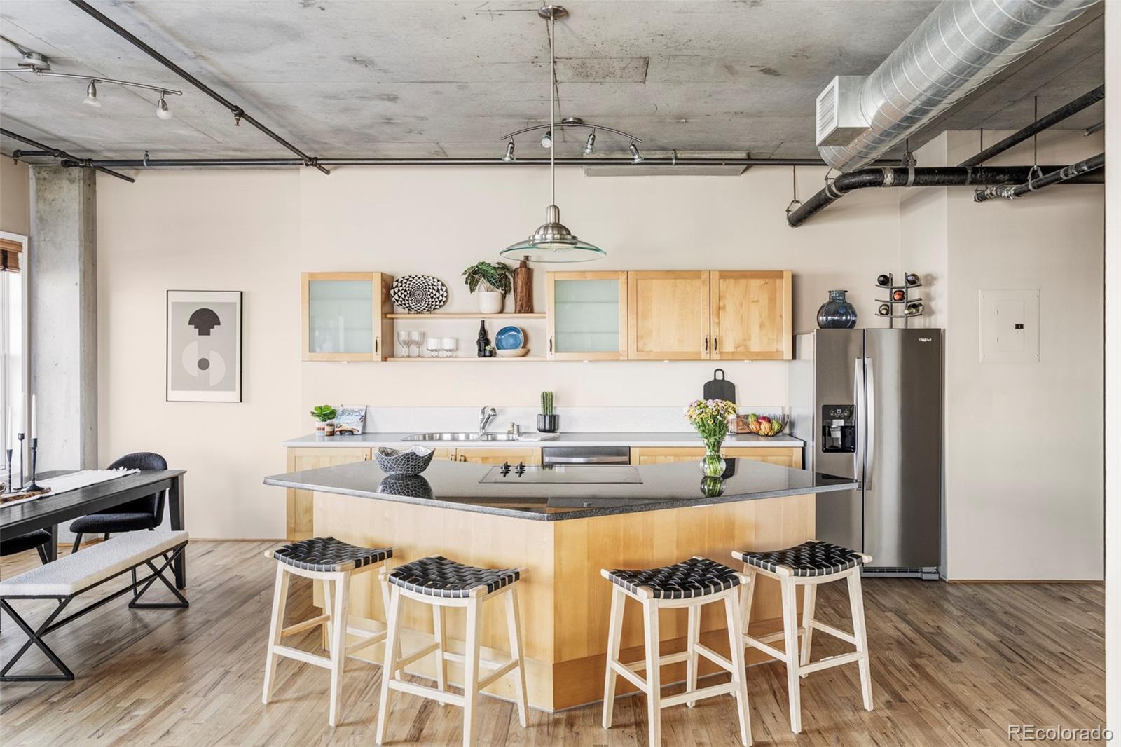 MLS Image #5 for 1499  blake street 4o,denver, Colorado