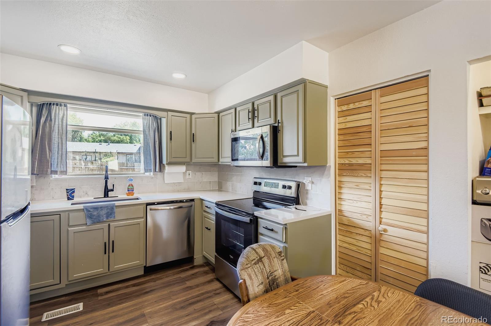 MLS Image #11 for 13052 e arkansas drive,aurora, Colorado