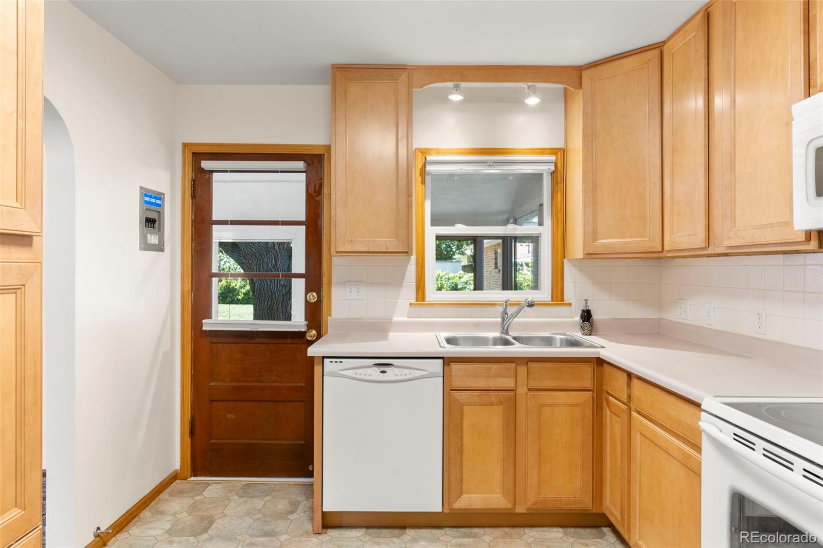 MLS Image #5 for 1209  gay street,longmont, Colorado